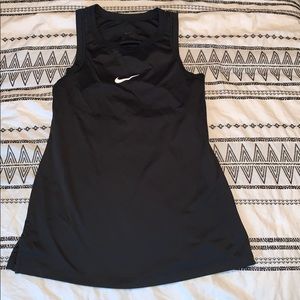 Nike black Dri-Fit tank top w/ keyhole back